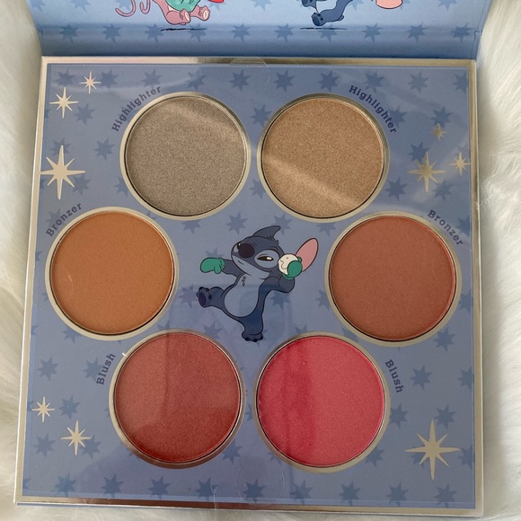 New Disney Stitch- 6 shade complexion palette- bronzer,highlighter & blush - Picture 3 of 5